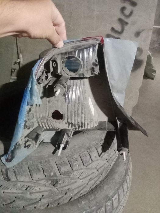 Задний фонарь форд фокус