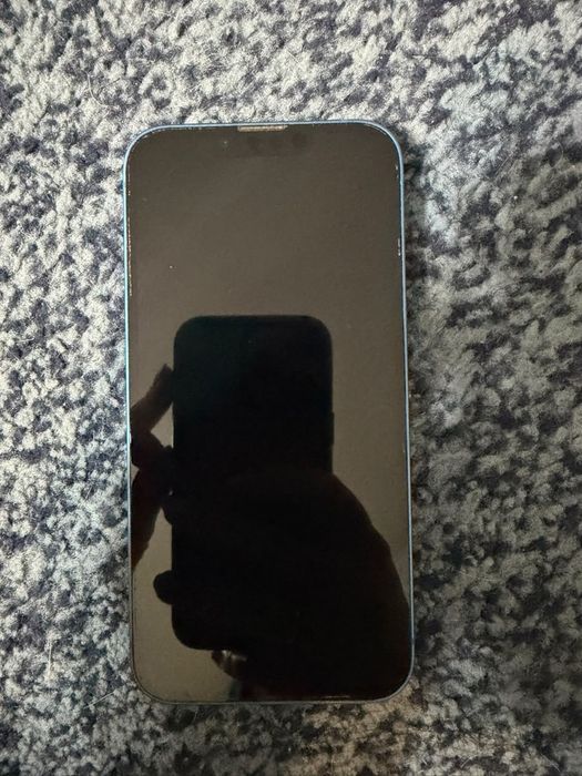 Продам iPhone 13 128g