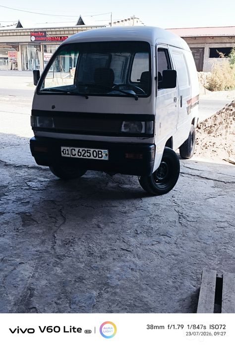 Damas van sotiladi