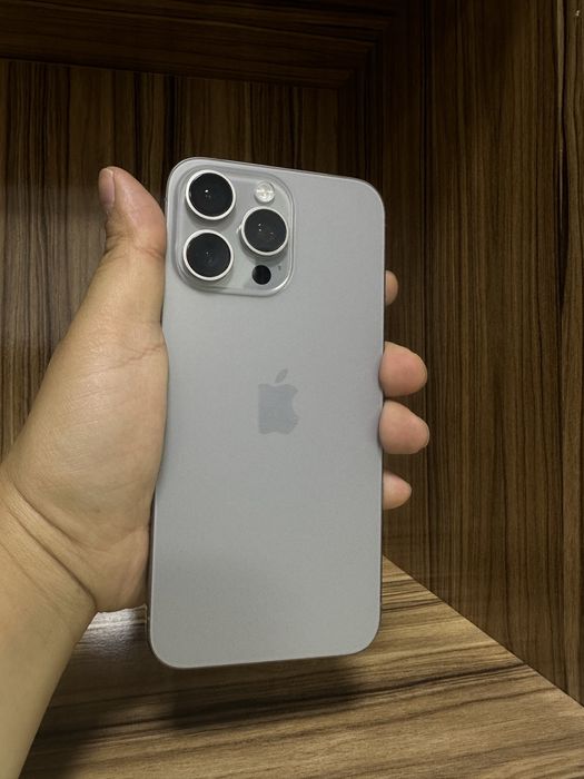 iPhone 15 Pro Max