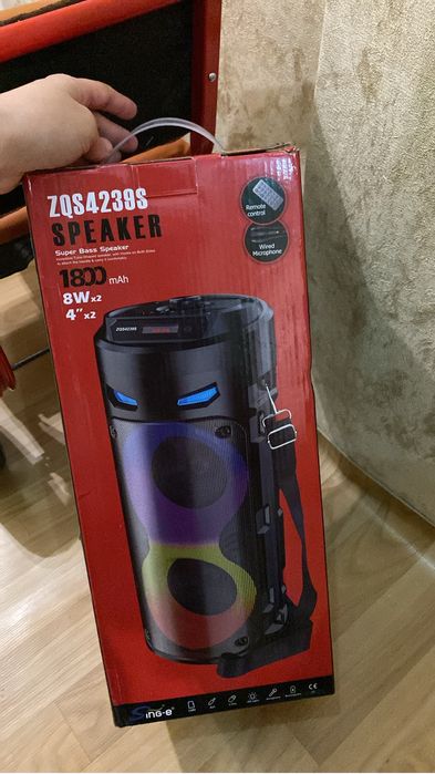 Музыкальная колонка