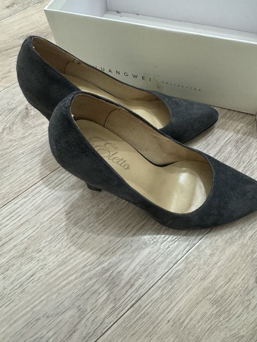 Женские туфли