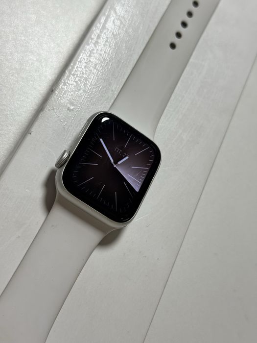 Apple Watch SE 40 мм