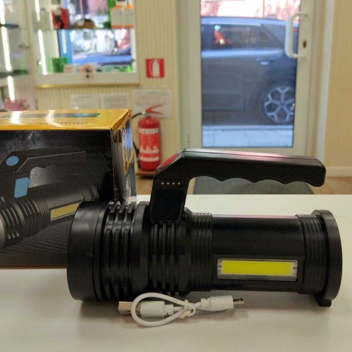 Акумулаторен мултифункционален LED фенер Work Lights – нов