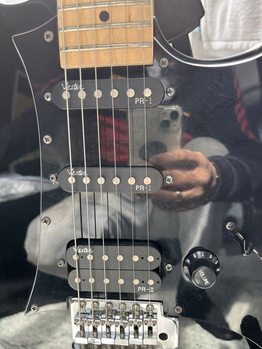 Електрическа китара Vester