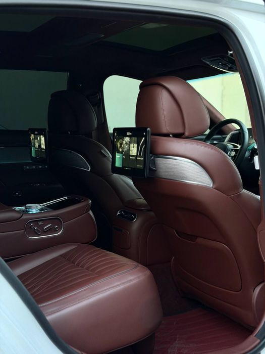 Genesis G90 FULL