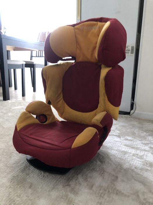 Детское автокресло Maxi Cosi