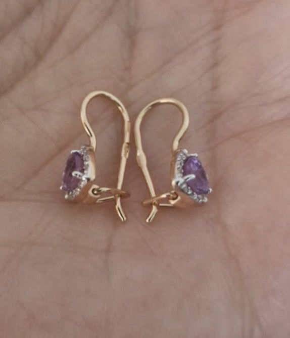 Продам Золотые серьги  красивые