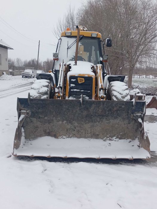 ЖСБ 4X4 XOLATI ZUR Mator yog' yemaydi