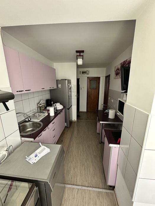 Apartament cu doua camere de închiriat