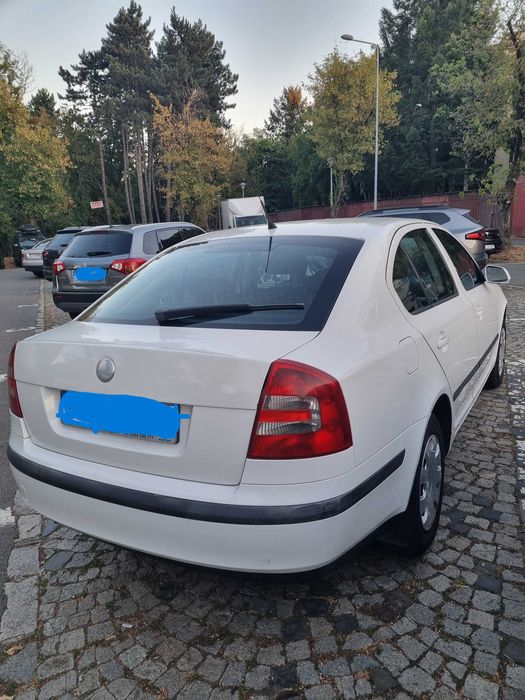 Vând Skoda Octavia 2