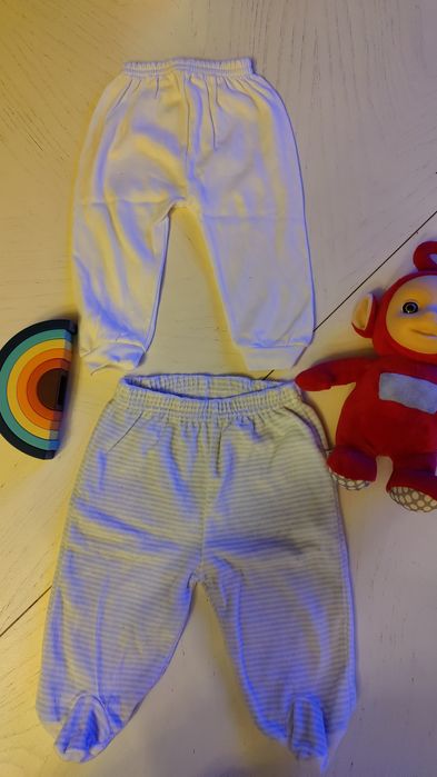 Lot pantaloni 68