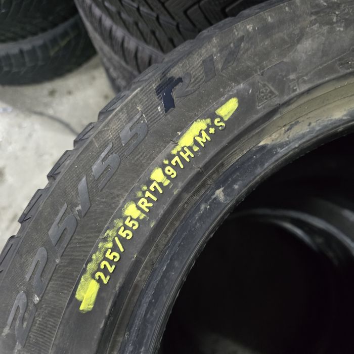 2x 225/55/17 M+S PIRELLI 2022 Stare excelentă
