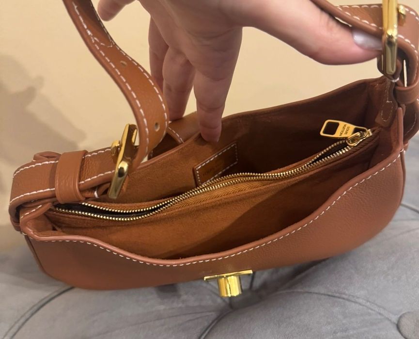 Louis Vuitton чанта
