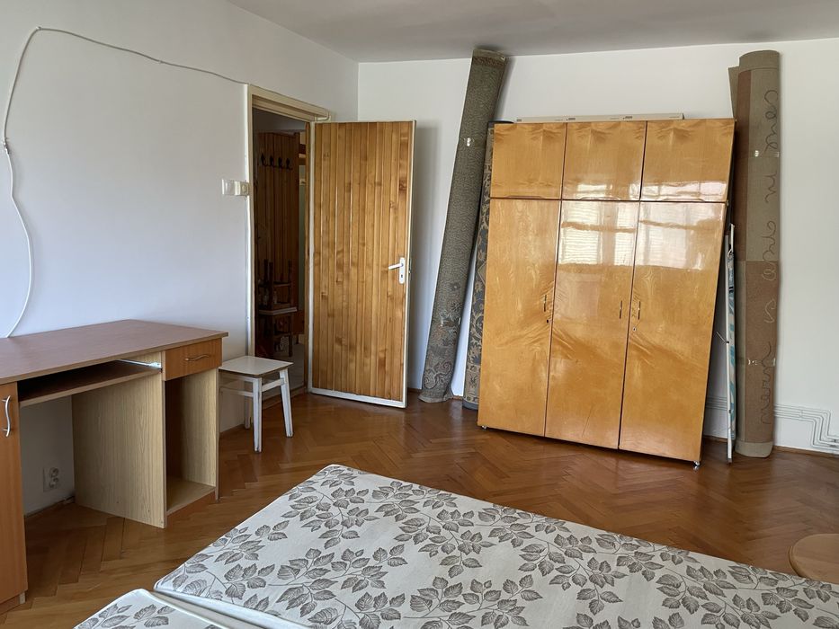 Apartament cu 3 camere decomandat de inchiriat ,Zona Iulius Mall pe strada Dunarii