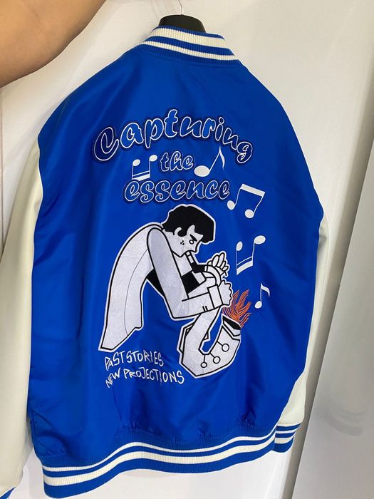 Джемпер/Куртка в отличном состоянии!