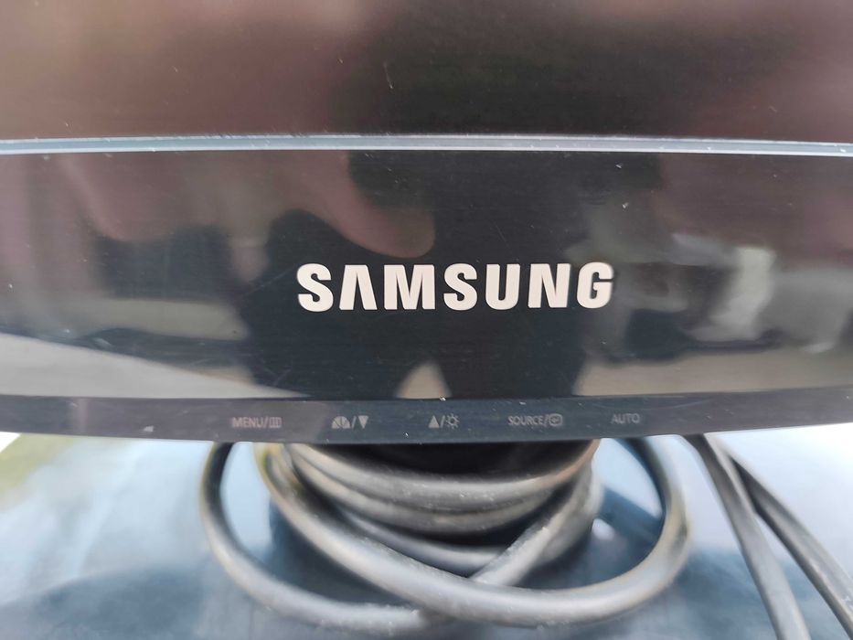 Монитор Samsung