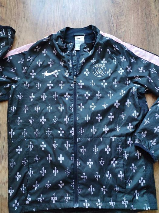 NIKE Paris Saint Germain Dri-FIT -юношеско футболно горнище 147-158см.