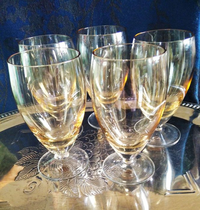 Фужеры, бокалы, рюмки  цветного стекла, винтажные