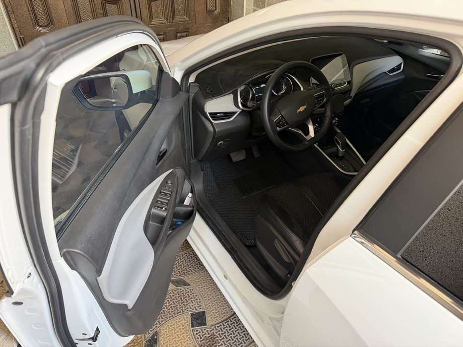 Onix turbo premier