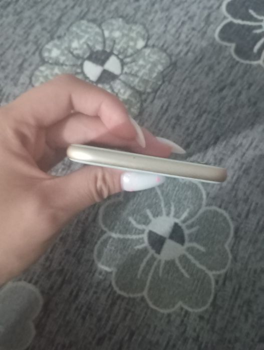 iPhone 6s 64GB на запчасти золотой