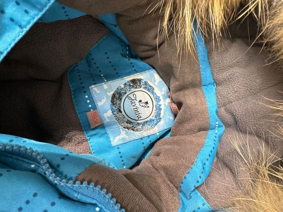 Продам куртку для мальчика 98 см