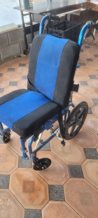 Коляска для инвалидов