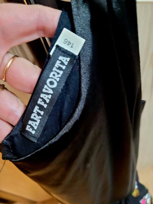 Платье сетка с вышивкой.  Новое.