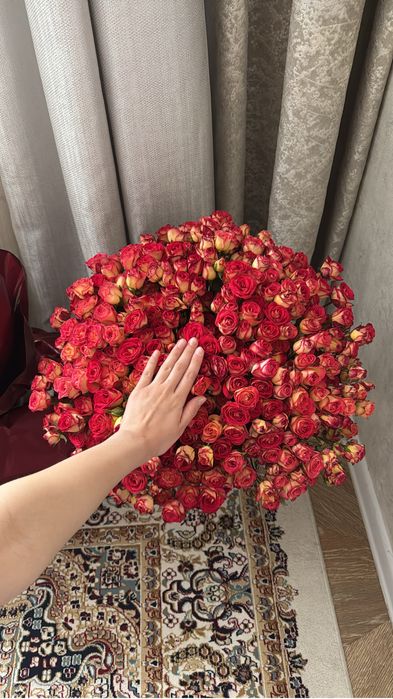 Кустовые розы.