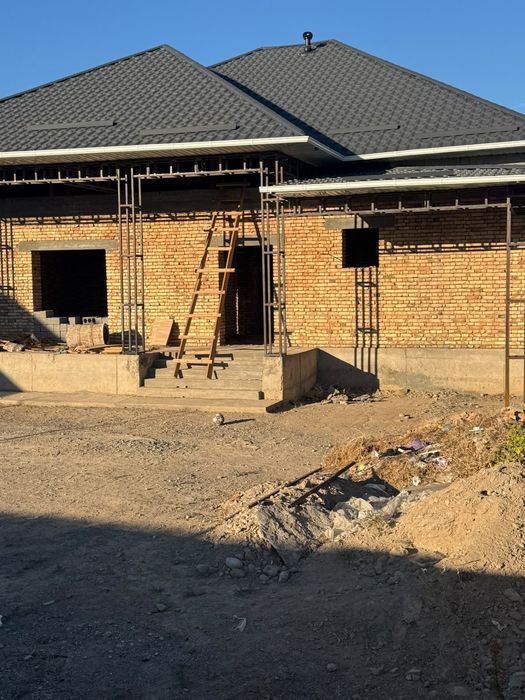 Уй сатылады 10 соттық жерімен