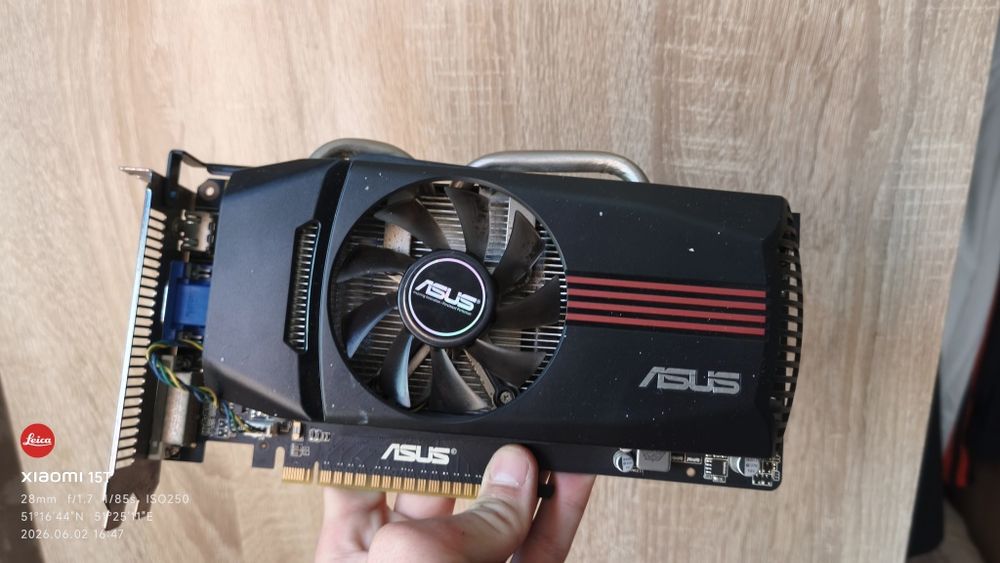 Видеокарта GTX550ti