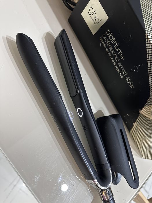 ghd Platinum+ преса за коса с интелигентна технология ultra-zone