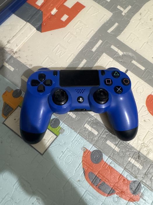 джостик для ps4 синего цвета
