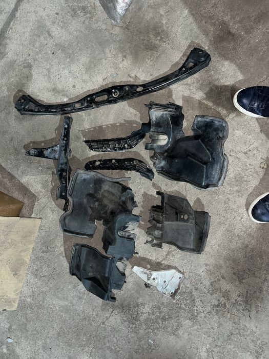 Фары на прадо 2011год  бампер на прадо 150