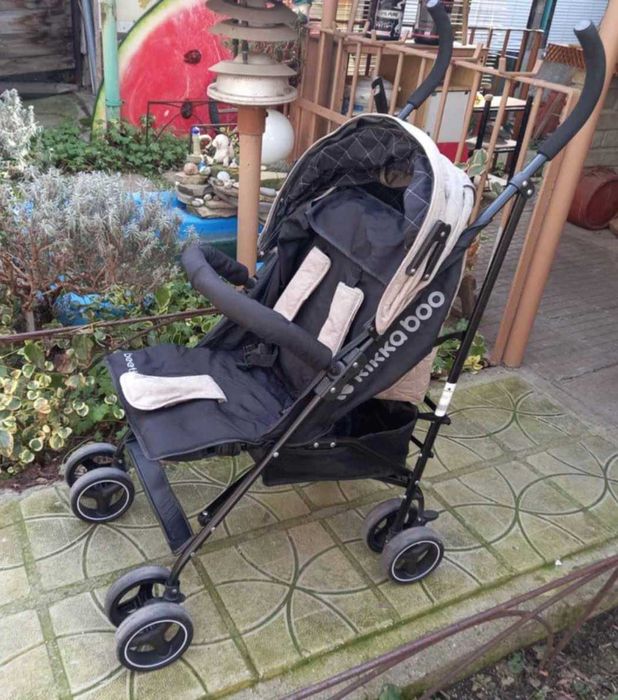 Детска количка.На фирма kikka boo