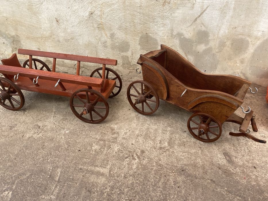 Ornamente Gradina din Lemn