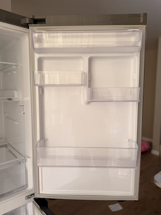 Срочно продам холодильник