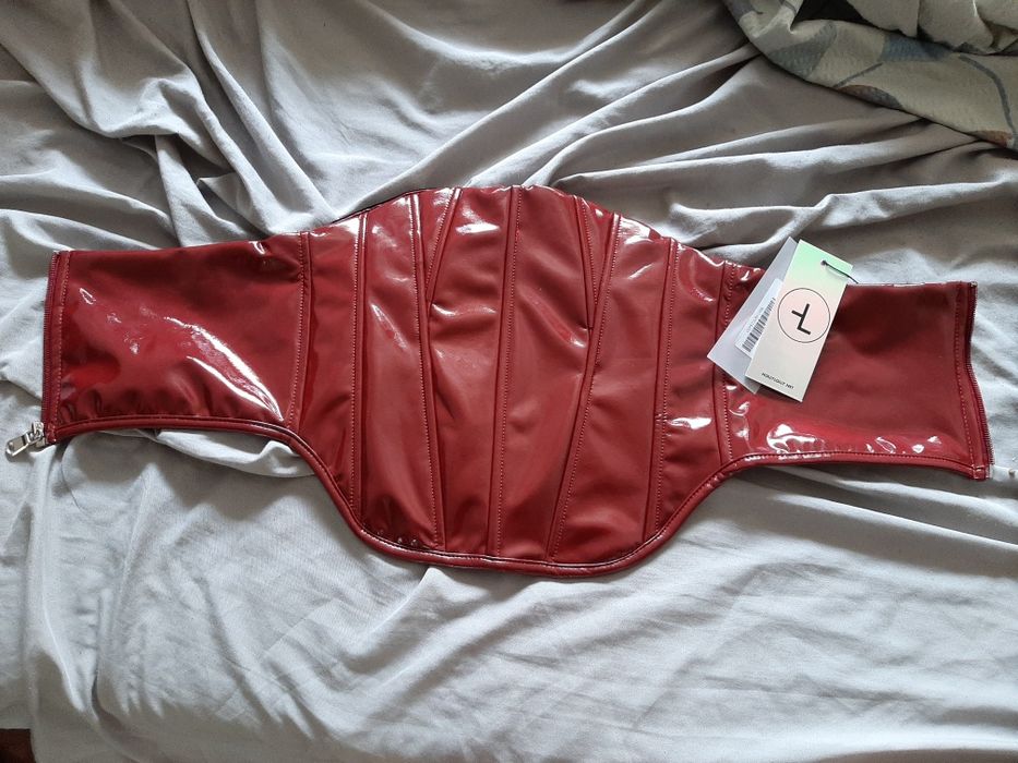 Corset visiniu XS Holly Lolly Trendyol