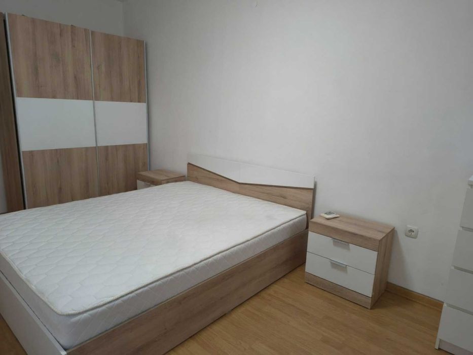 Дава се под наем Тристаен апартамент в Пловдив, Център - 100 кв.м за 459 € - Снимка #3