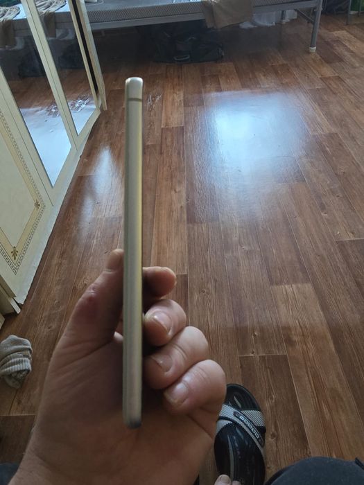 Продаю продаю Samsung Galaxy S21 FE