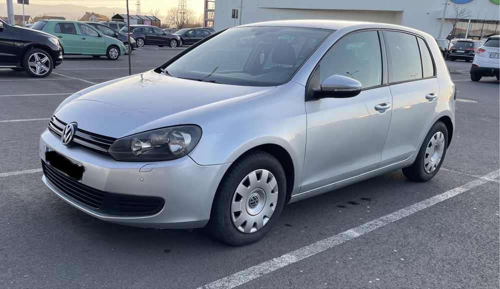 VOLKSWAGEN Golf 2011 — imagine 2