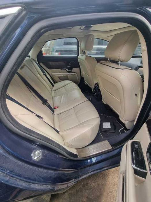 Dezmembrez / Dezmembrari Jaguar XJ 3.0 diesel 2010 piese dezmembrari
