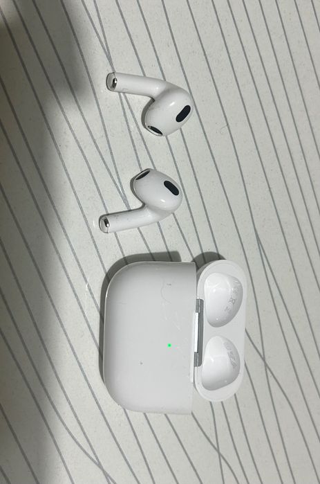 AirPods Gen3 слушалки