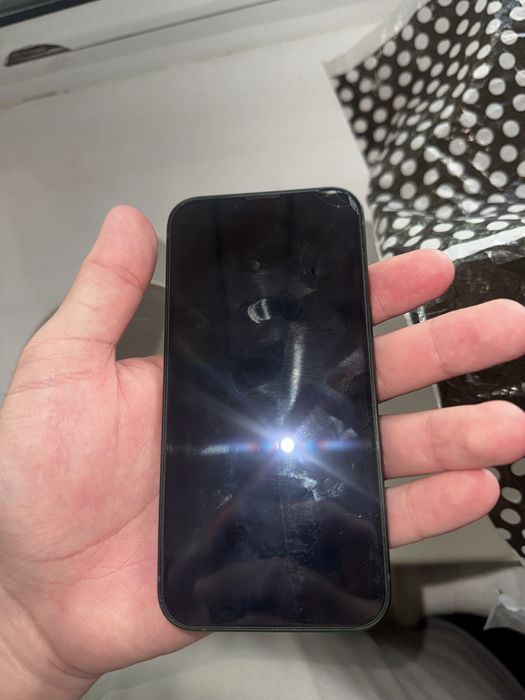 iPhone 13 с замененной батареей