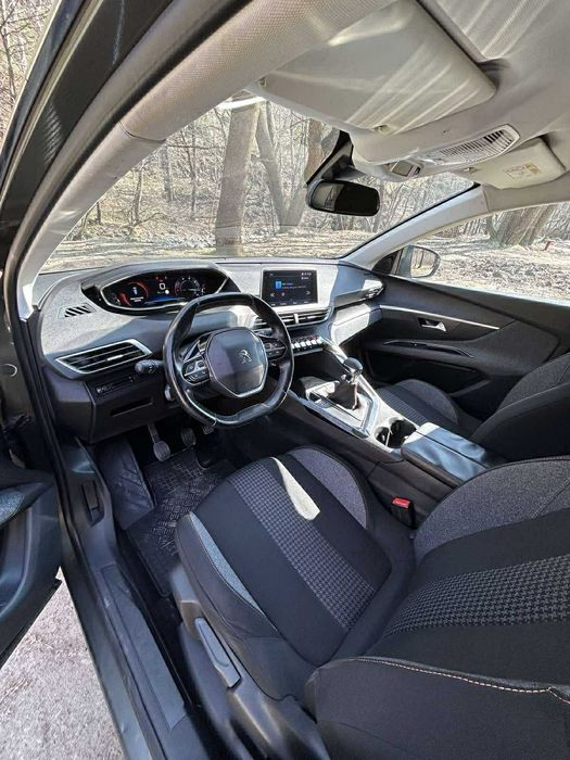 Peugeot 308 2017г