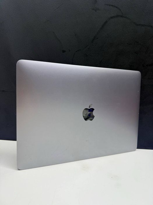Mac book Touch Bar 2019