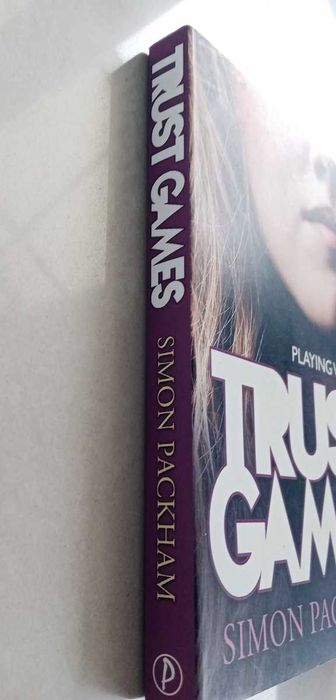 книга Trust Games by Simon Packham