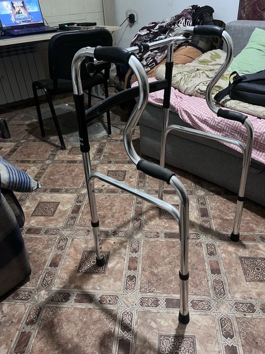 Ходунки для взрослых