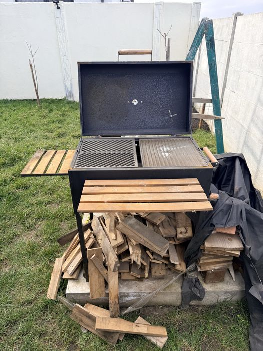 Gratar american din fonta