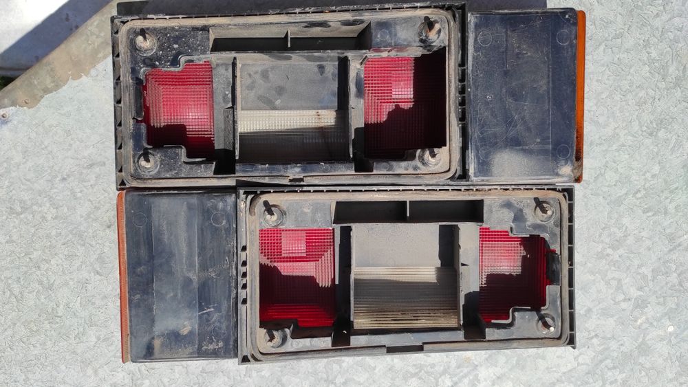 Стёкла задних фонарей